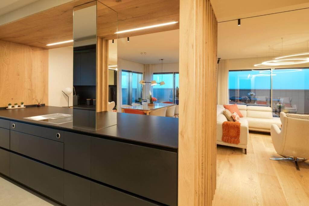 דירות מאלגה D&R Penthouse On The Beach מראה חיצוני תמונה