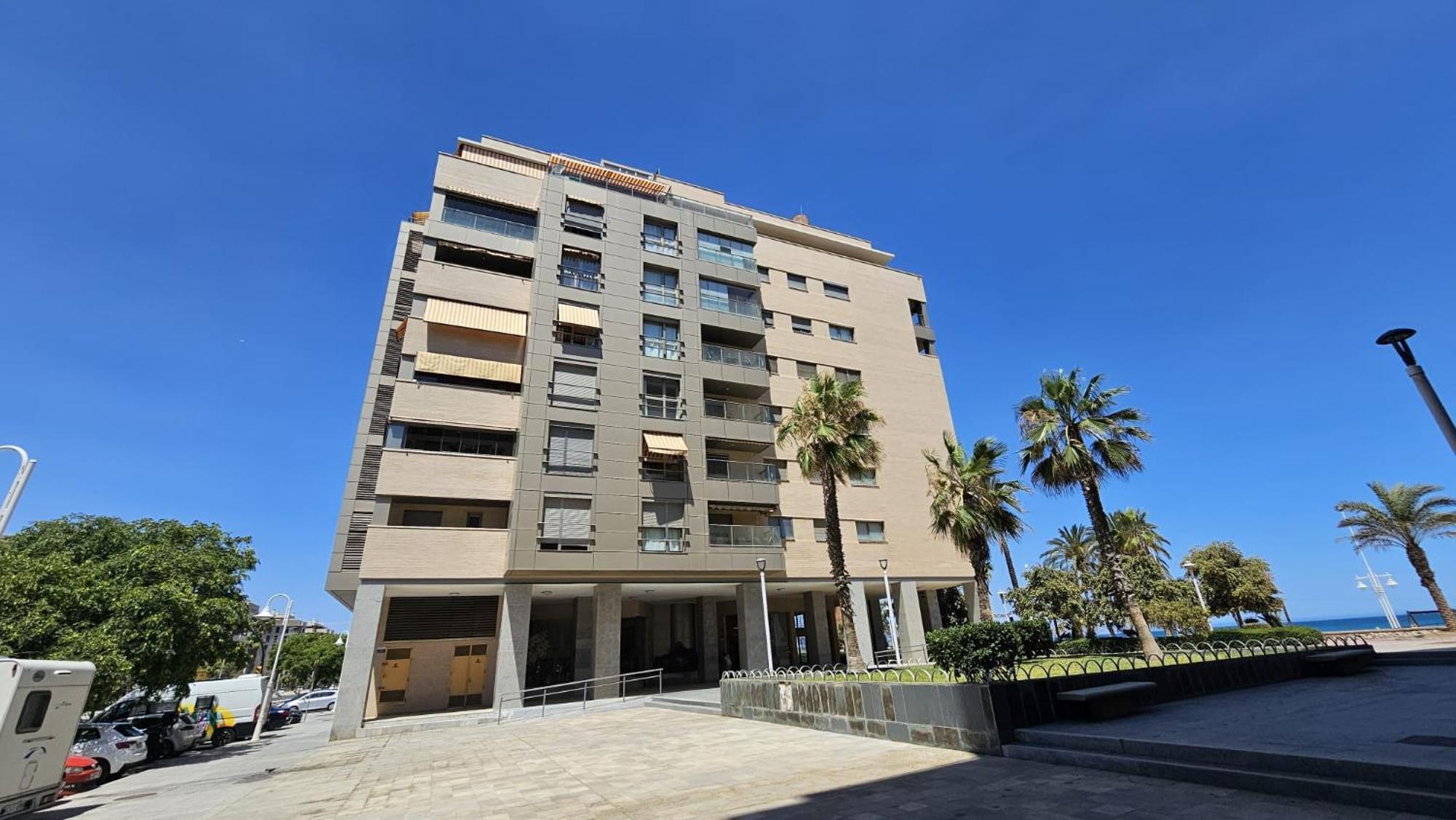 דירות מאלגה D&R Penthouse On The Beach מראה חיצוני תמונה